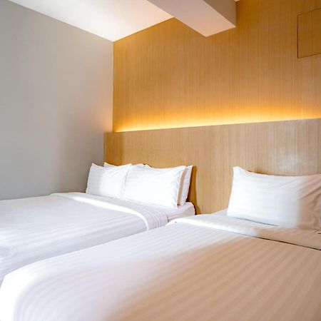 Travelier Hostel Bangkok Dış mekan fotoğraf